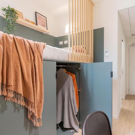 Well-Located Campus Rooms Near City Park Milan Exterior photo