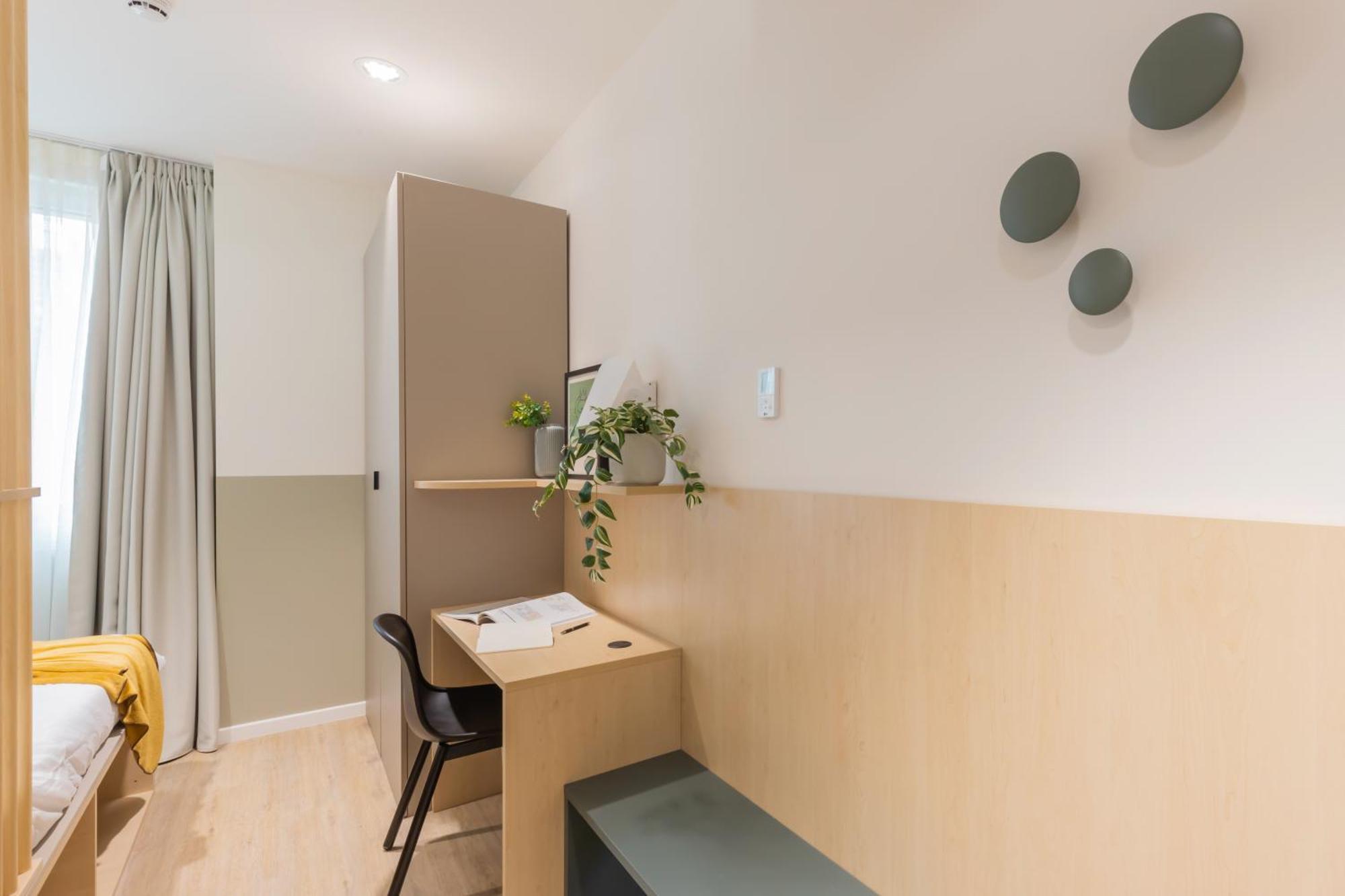 Well-Located Campus Rooms Near City Park Milan Exterior photo