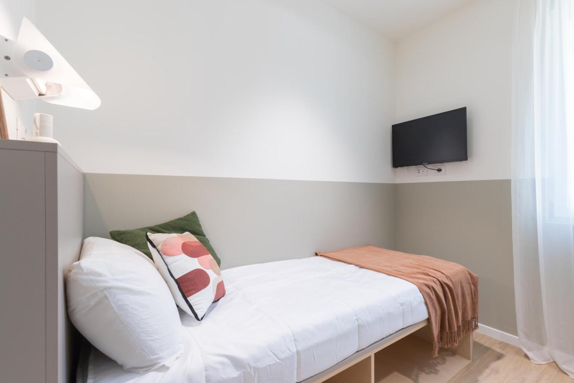 Well-Located Campus Rooms Near City Park Milan Exterior photo